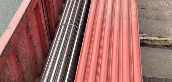 規格：ф76×6，長度600mm，材質：SA-213TP347HFG/SA-213T91,兩種材質各300mm